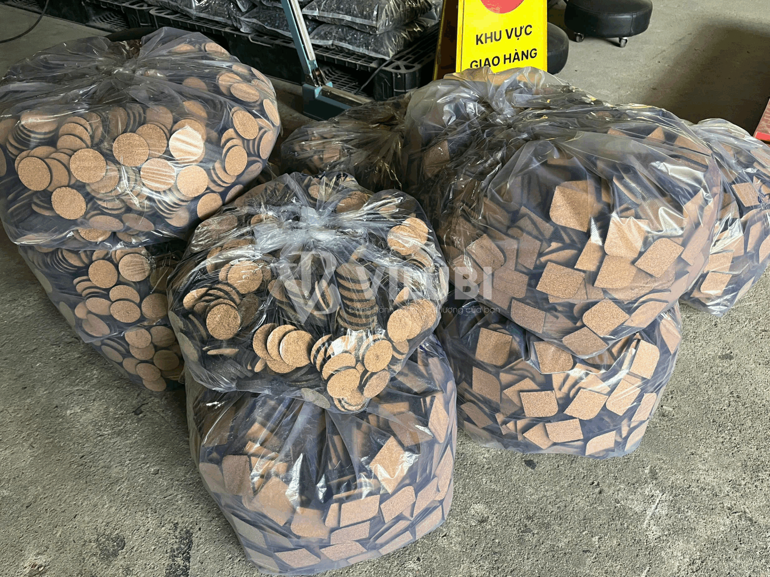 tấm gỗ bần 8 tấm gỗ bần