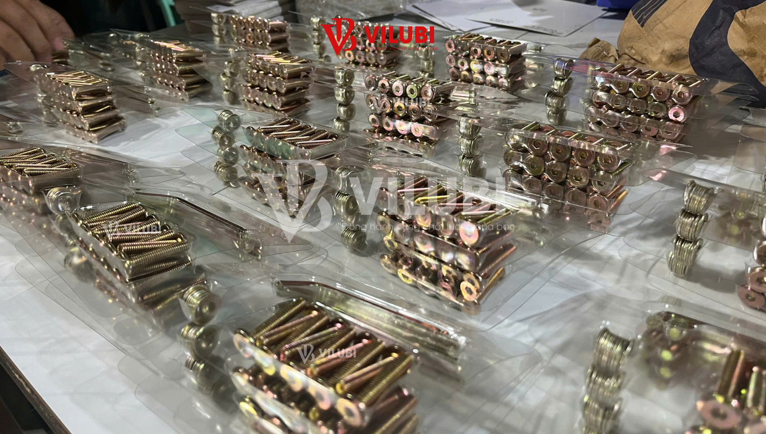 đóng vỉ ngũ kim